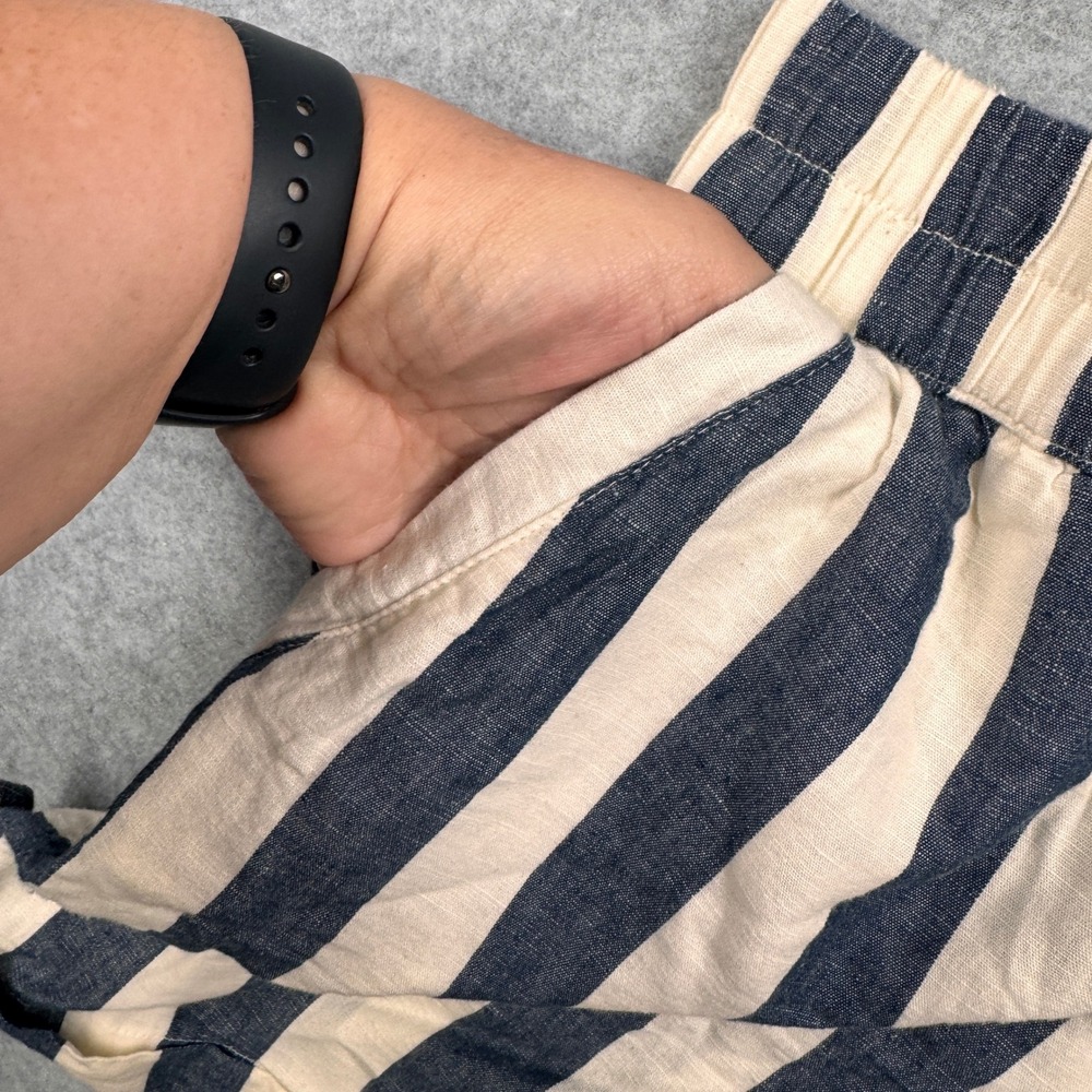 Pact Shorts Womens Small Navy Blue Cream Linen Blend Striped Pull On Nautical - Picture 5 of 8